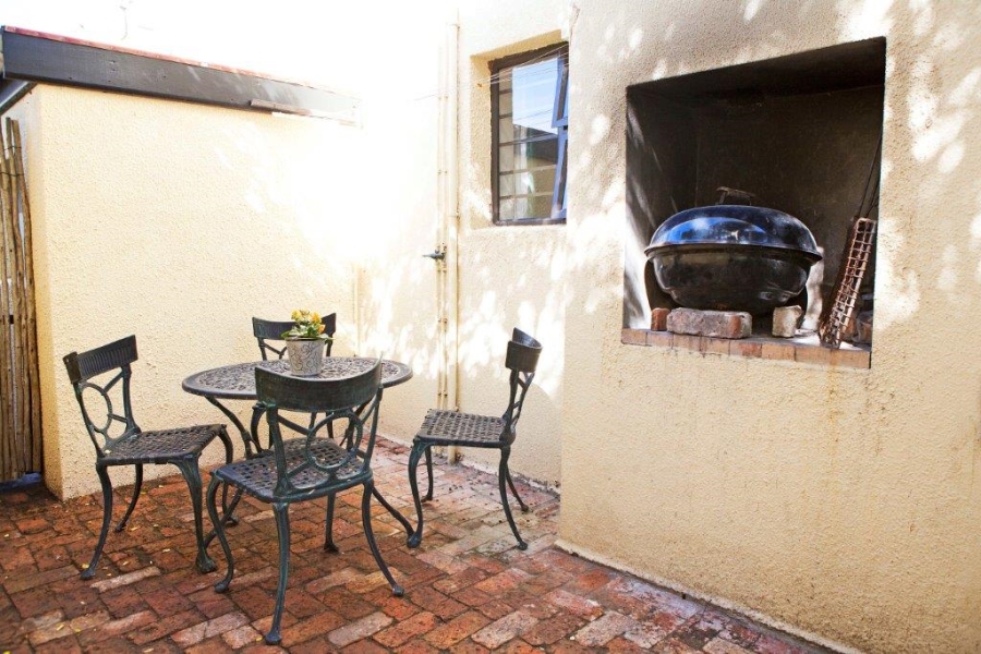 8 Bedroom Property for Sale in Fish Hoek Western Cape